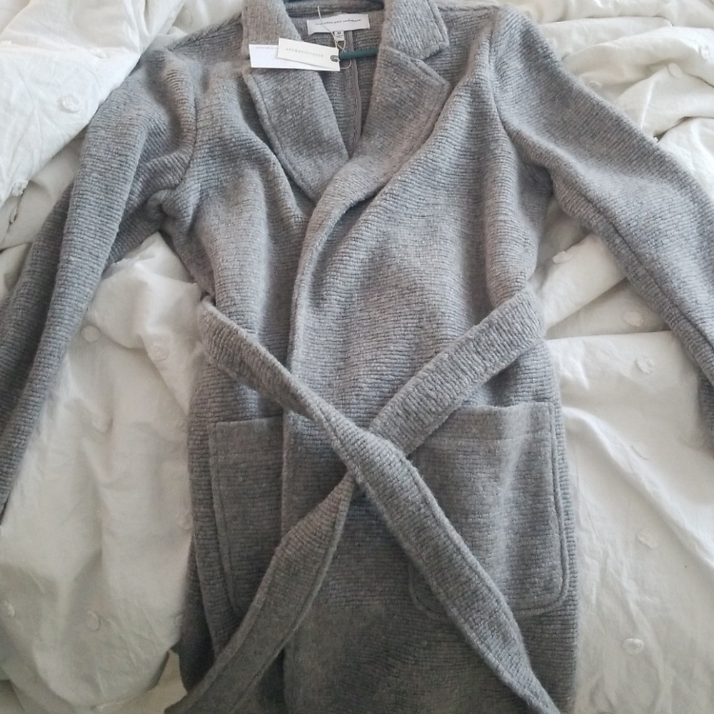 Thick Anthro grey sweater  cupcakes and cashmere m